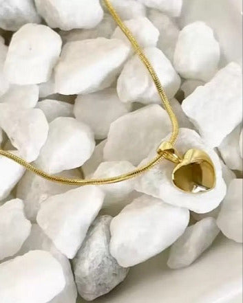 Anti-Tarnish Gold Plated Heart Pendant with Chain Gold-plated Stainless Steel Pendant-KYAMSTORE