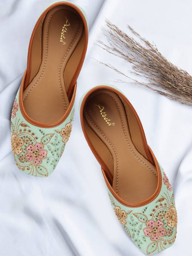 Ethnic Embroidered Juti And Mojari Jutis for Women-KYAMSTORE