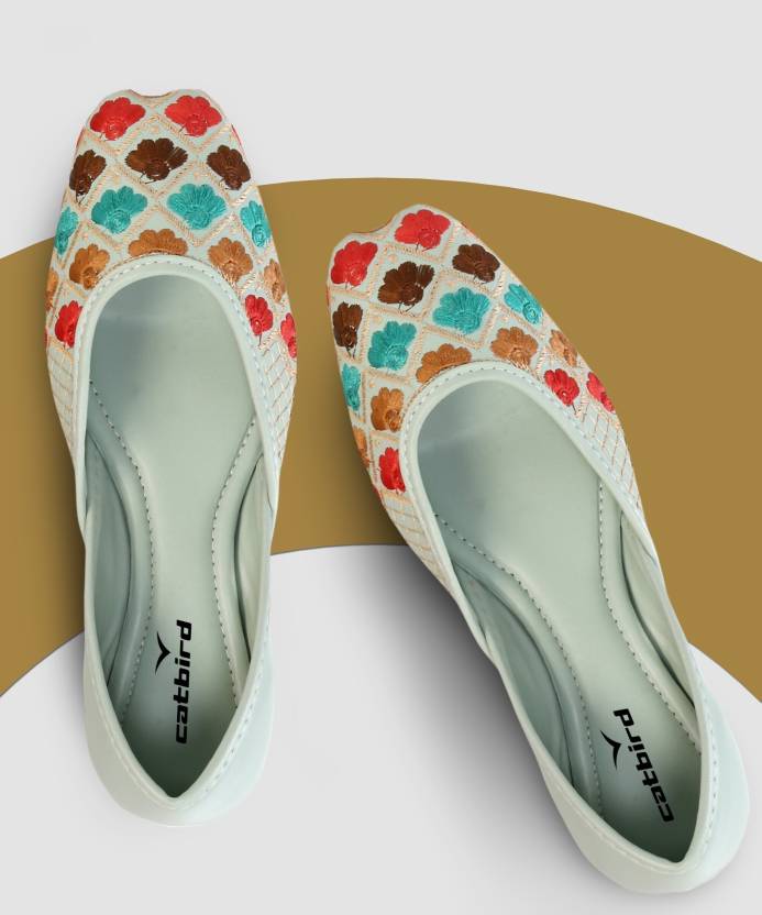 Women's Embroidery Ethnic Shoes Jutis For Women-KYAMSTORE