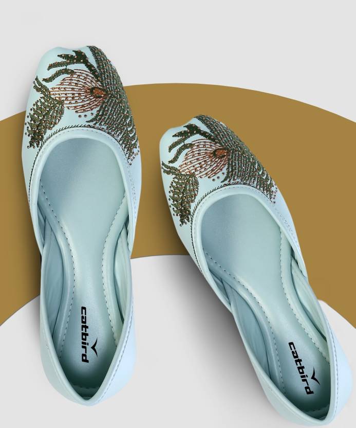 Handmade Peacock feather Embroidered Punjabi Mojari Jutis for Women-KYAMSTORE