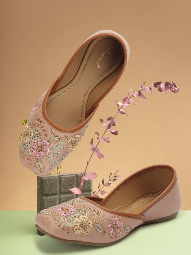 Ethnic Embroidered Juti And Mojari Jutis for Women-KYAMSTORE