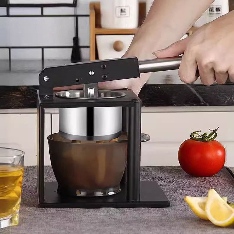 Mini Blender Portable Manual Juicer | Delivery: 2 to 3 business days | Limited stocks available | Hurry before Sold Out