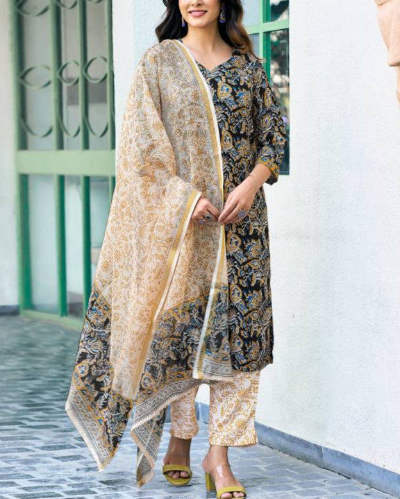 Women Viscose Rayon Kurta Pant Dupatta Set-KYAMSTORE