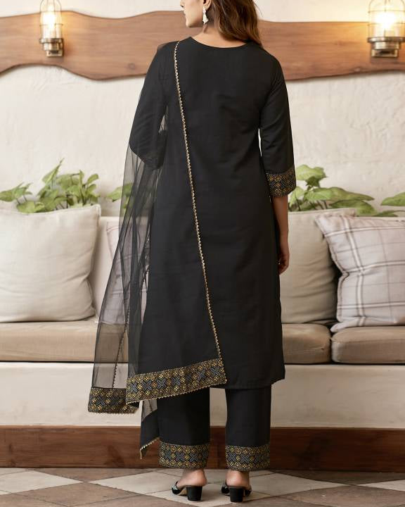 Women Cotton Blend Kurta Pant Dupatta Set-KYAMSTORE