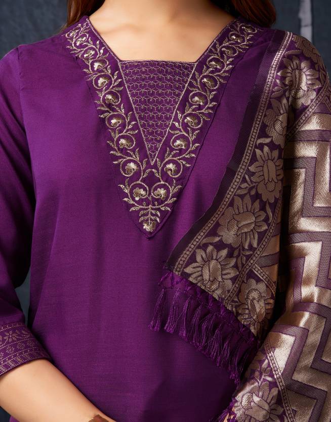 Women Silk Blend Kurta Pant Dupatta Set