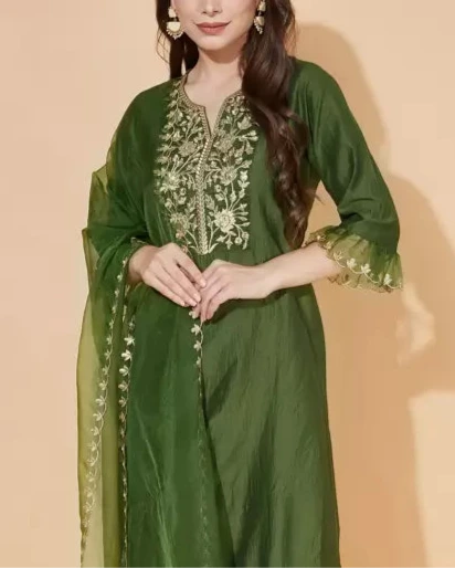 Women Cotton Blend Kurta Pant Dupatta Set-KYAMSTORE