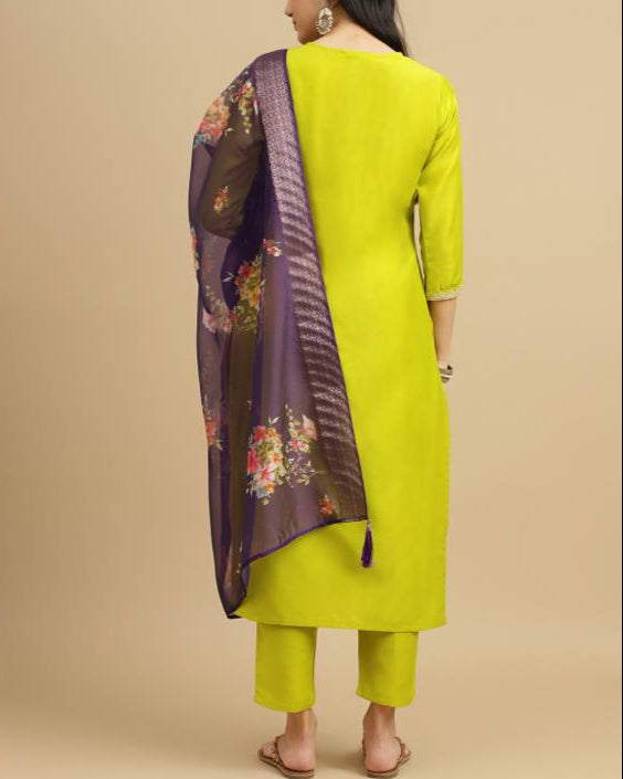 Women Silk Blend Kurta Pant Dupatta Set-KYAMSTORE