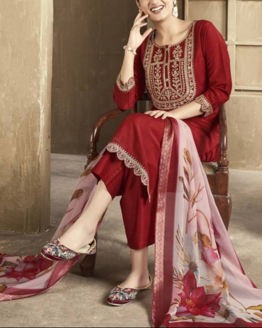 Women Silk Blend Kurta Pant Dupatta Set-KYAMSTORE
