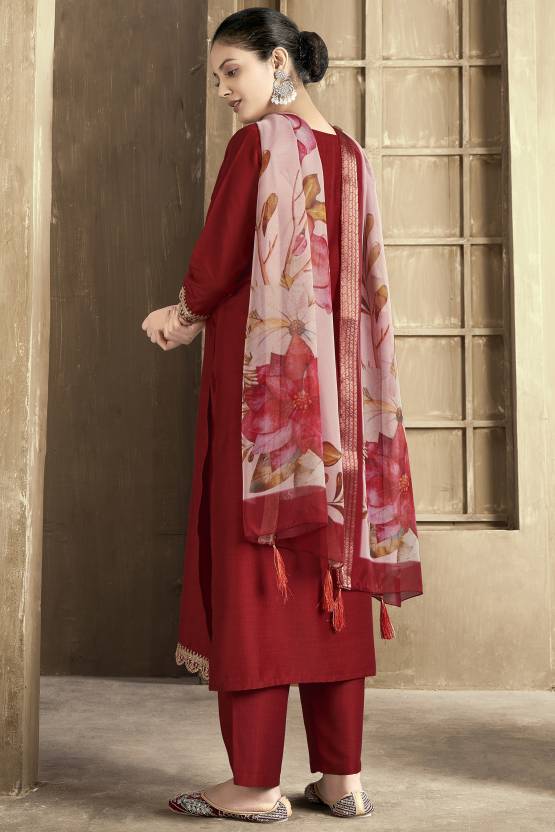 Women Silk Blend Kurta Pant Dupatta Set