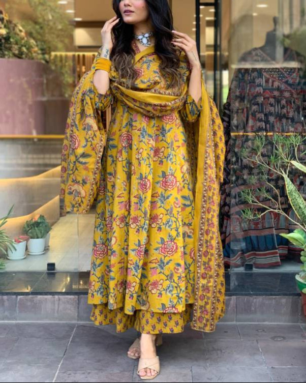 Women Cotton Rayon Kurta Palazzo Dupatta Set-KYAMSTORE