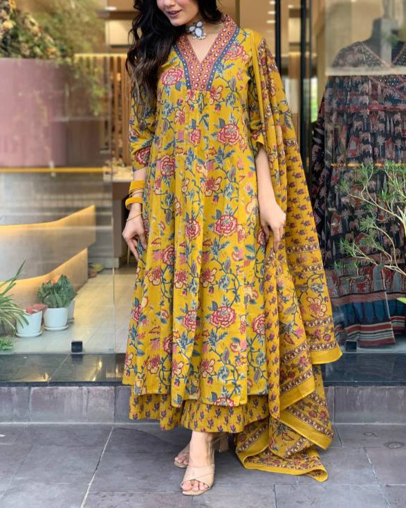 Women Cotton Rayon Kurta Palazzo Dupatta Set-KYAMSTORE