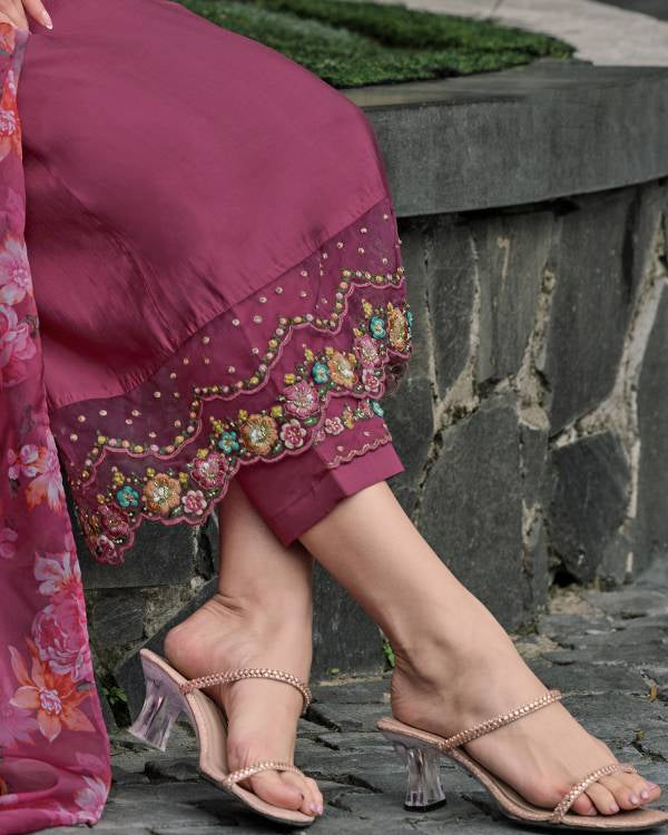 Women Silk Blend Kurta Pant Dupatta Set-KYAMSTORE