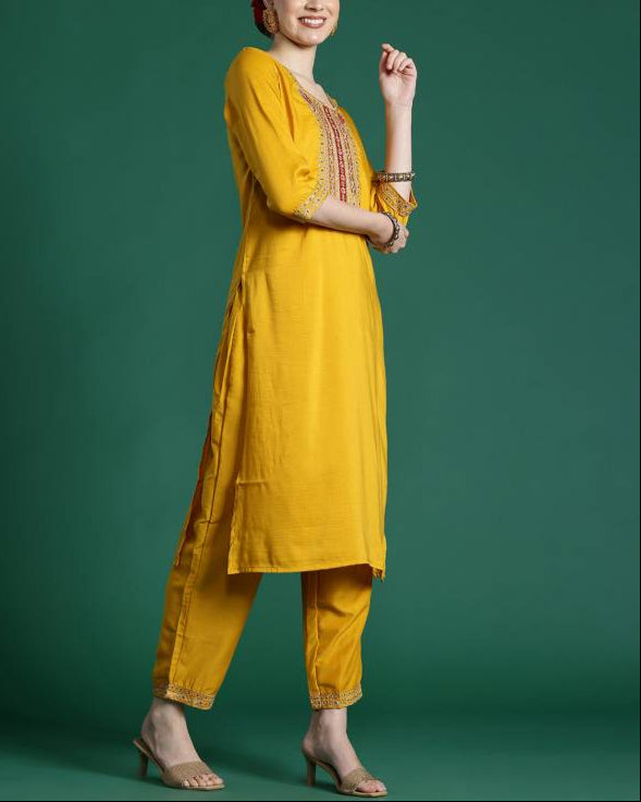 Women Silk Blend Kurta Pant Dupatta Set-KYAMSTORE
