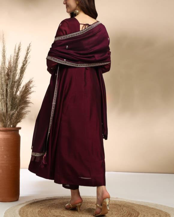 Women Silk Blend Kurta Pant Dupatta Set-KYAMSTORE