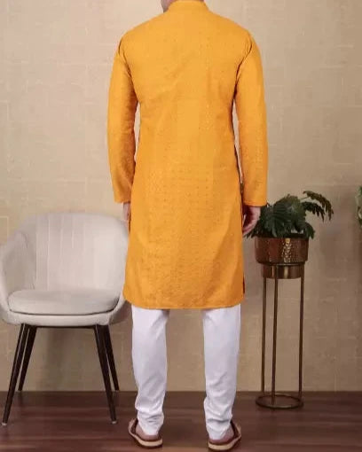 Men Paisley, Embroidered Cotton Blend Straight Kurta-KYAMSTORE