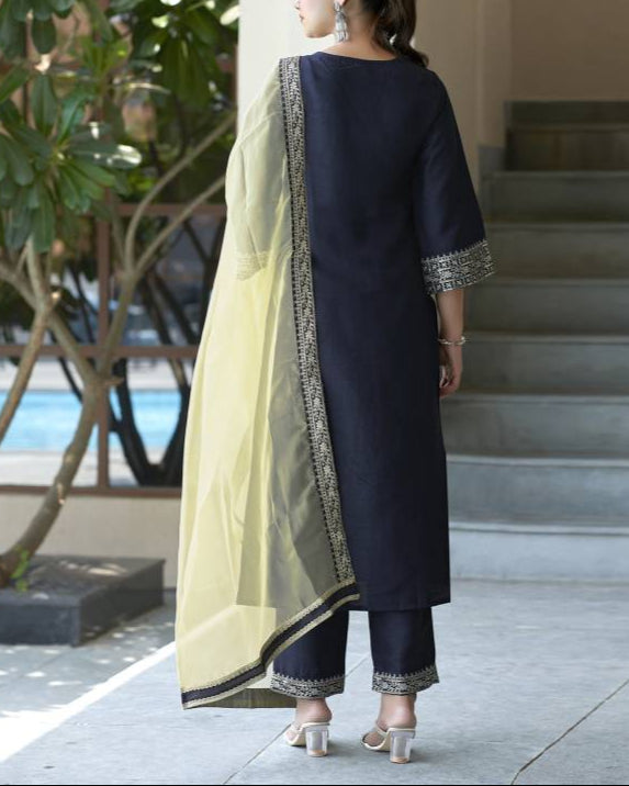 Women Silk Blend Kurta Pant Dupatta Set-KYAMSTORE