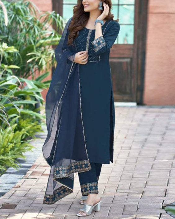 Women Cotton Blend Kurta Pant Dupatta Set-KYAMSTORE