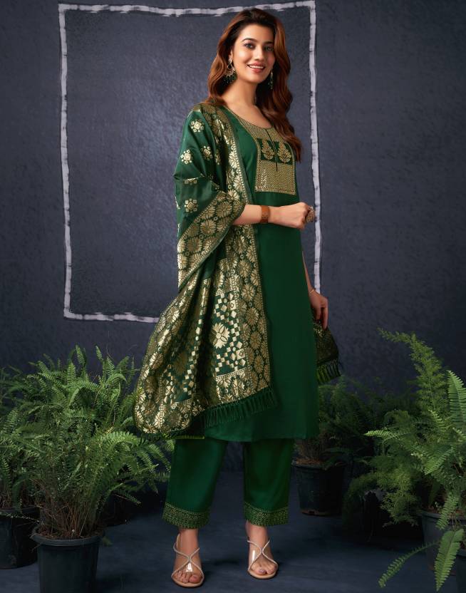 Women Silk Blend Kurta Pant Dupatta Set