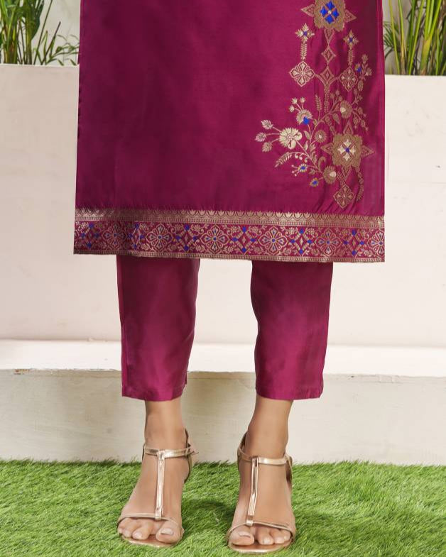 Women Jacquard, Silk Blend Kurta Pant Dupatta Set-KYAMSTORE
