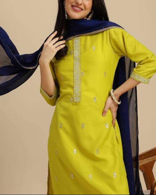 Women Silk Blend Kurta Pant Dupatta Set-KYAMSTORE