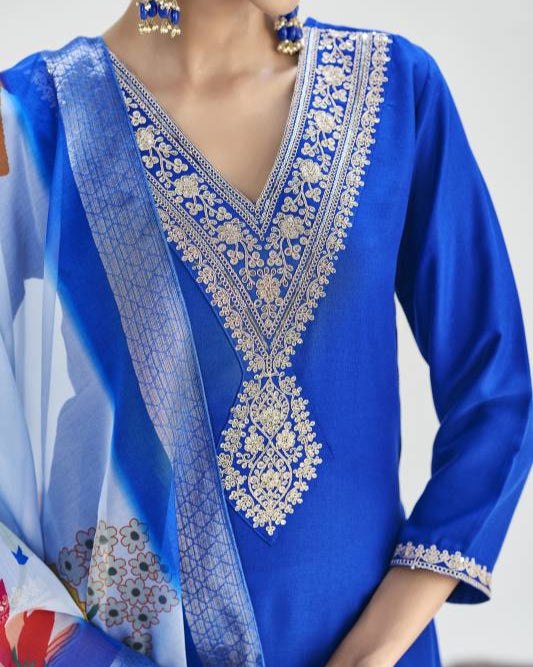 Women Silk Blend Kurta Pant Dupatta Set-KYAMSTORE