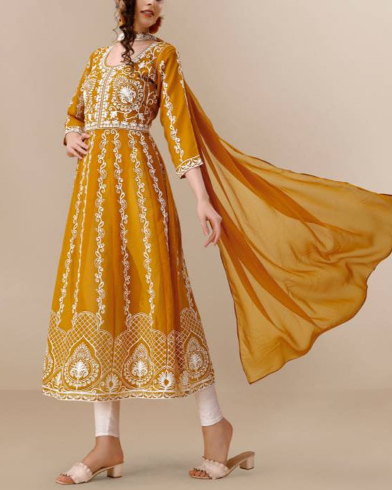 Women Georgette Kurta Dupatta Set-KYAMSTORE