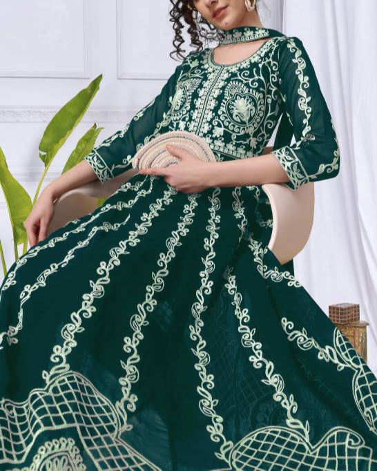 Women Georgette Kurta Dupatta Set-KYAMSTORE