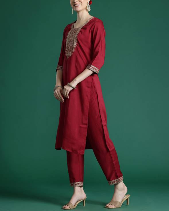 Women Silk Blend Kurta Pant Dupatta Set-KYAMSTORE