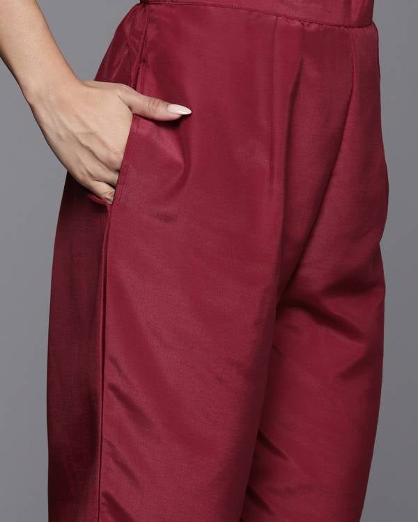 Women Silk Blend Kurta Pant Dupatta Set-KYAMSTORE