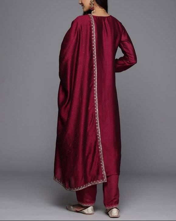 Women Silk Blend Kurta Pant Dupatta Set-KYAMSTORE