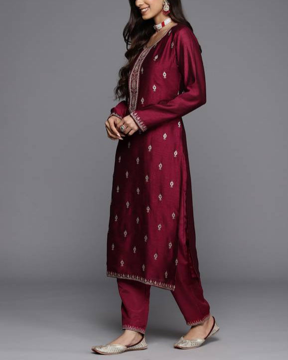 Women Silk Blend Kurta Pant Dupatta Set-KYAMSTORE