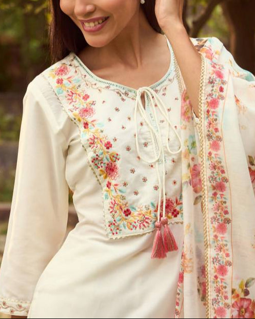 Women Silk Blend Kurta Pant Dupatta Set-KYAMSTORE
