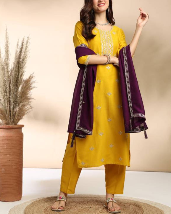 Women Silk Blend Kurta Pant Dupatta Set-KYAMSTORE
