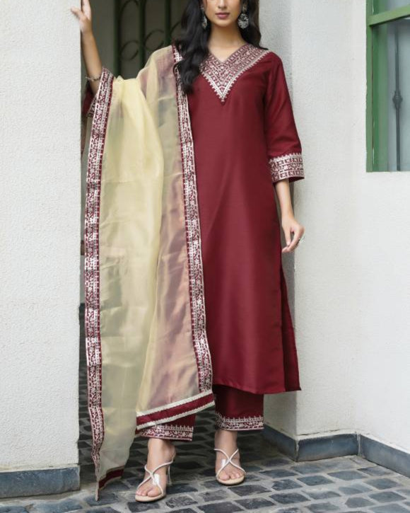 Women Silk Blend Kurta Pant Dupatta Set-KYAMSTORE