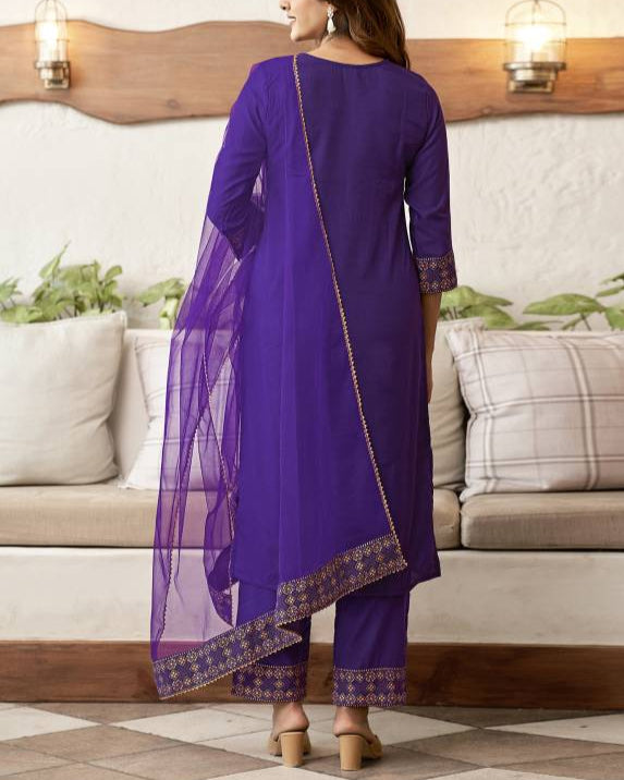 Women Cotton Blend Kurta Pant Dupatta Set-KYAMSTORE