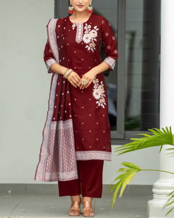 Women Silk Blend, Jacquard Kurta Pant Dupatta Set-KYAMSTORE
