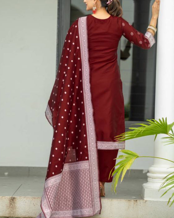 Women Silk Blend, Jacquard Kurta Pant Dupatta Set-KYAMSTORE