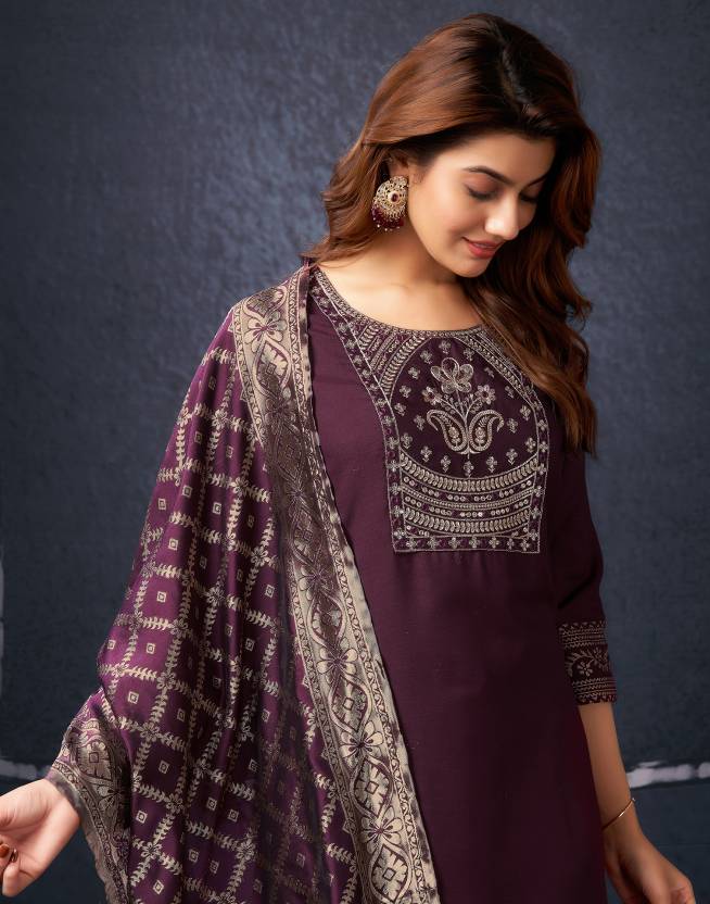 Women Silk Blend Kurta Pant Dupatta Set