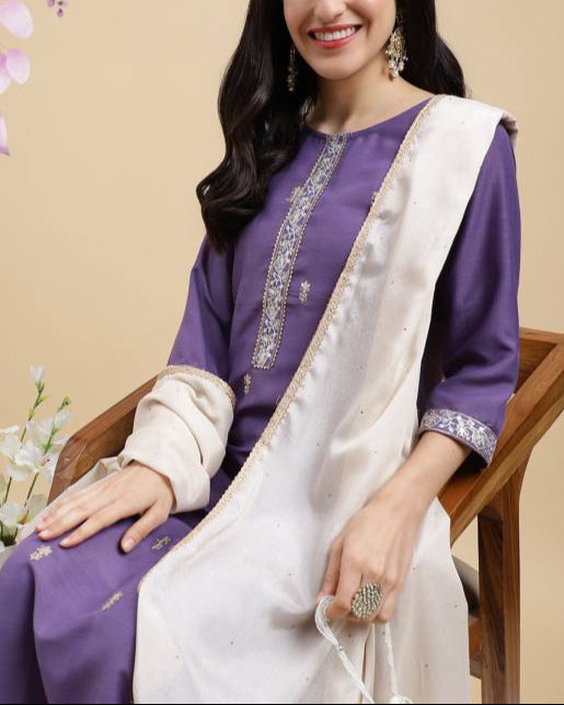 Women Silk Blend Kurta Pant Dupatta Set-KYAMSTORE