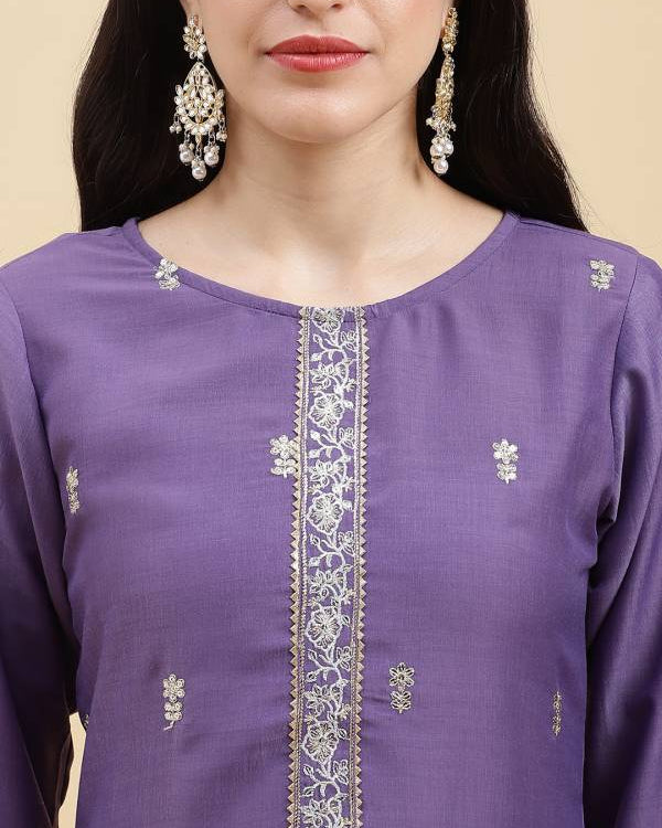Women Silk Blend Kurta Pant Dupatta Set-KYAMSTORE