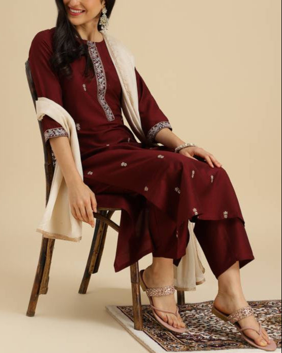 Women Silk Blend Kurta Pant Dupatta Set-KYAMSTORE
