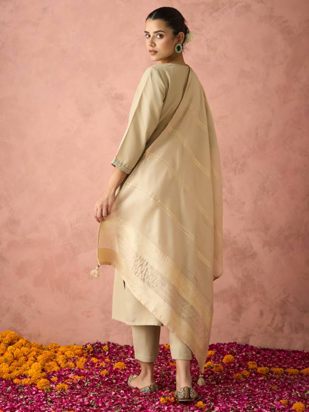 Women Cotton Blend Kurta Pant Dupatta Set