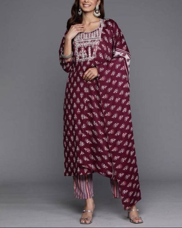 Women Cotton Blend Kurta Pant Dupatta Set-KYAMSTORE