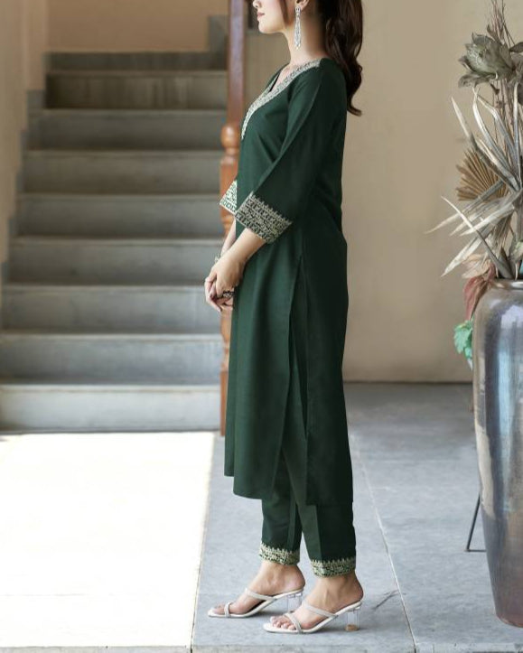 Women Silk Blend Kurta Pant Dupatta Set-KYAMSTORE