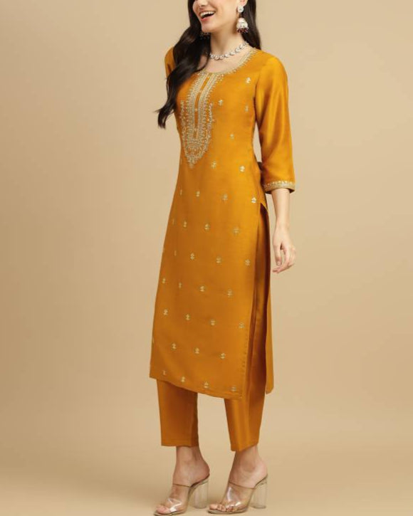 Women Silk Blend Kurta Pant Dupatta Set-KYAMSTORE