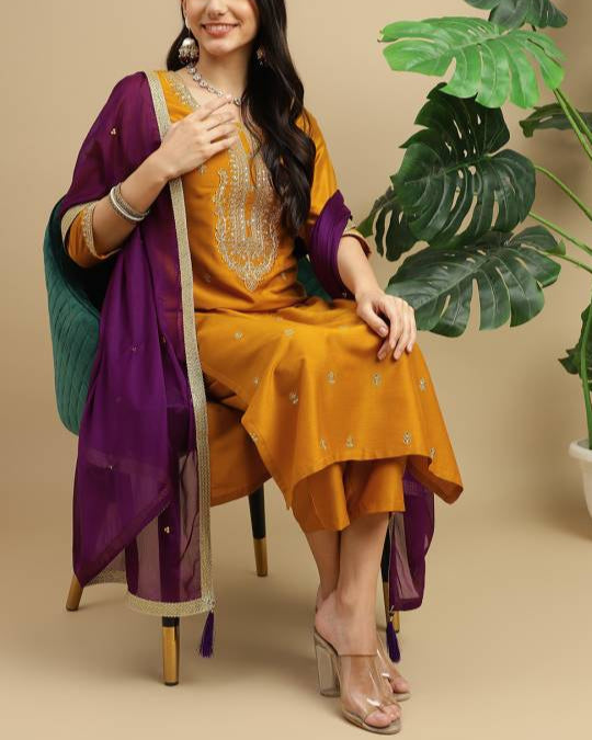Women Silk Blend Kurta Pant Dupatta Set-KYAMSTORE