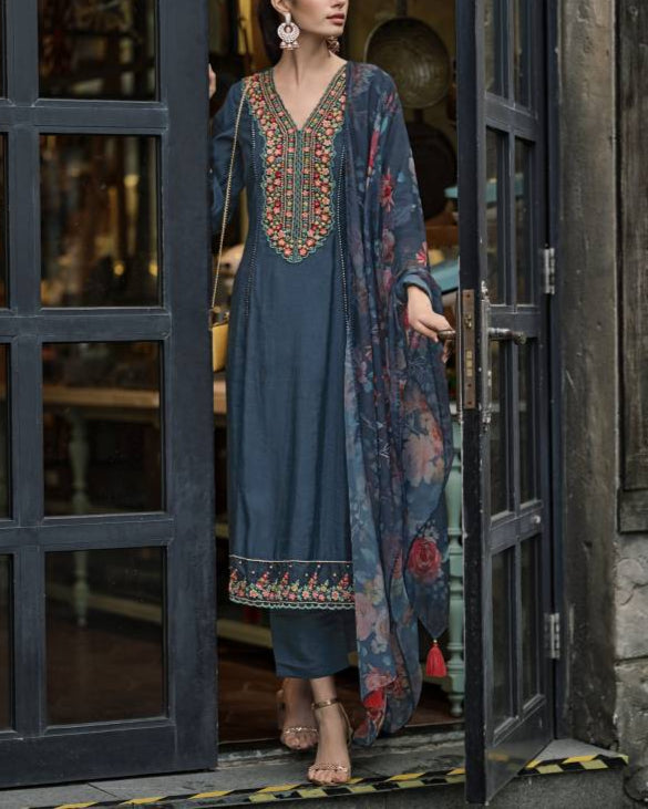 Women Silk Blend Kurta Pant Dupatta Set-KYAMSTORE