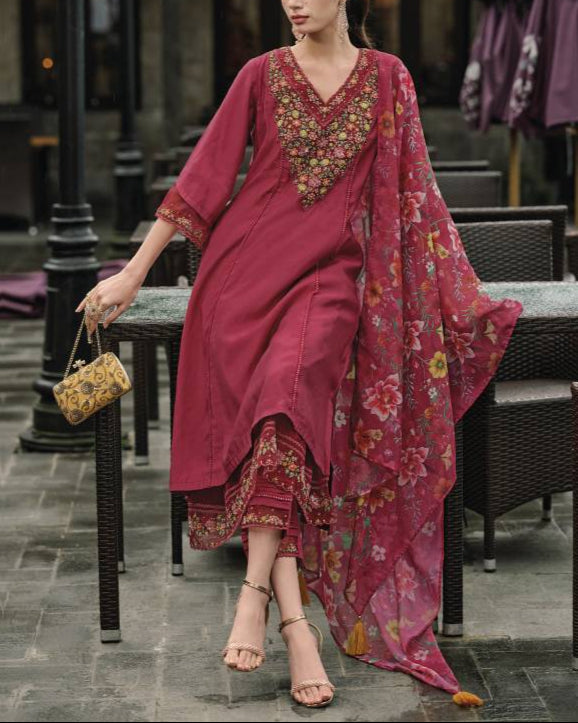 Women Silk Blend Kurta Pant Dupatta Set-KYAMSTORE