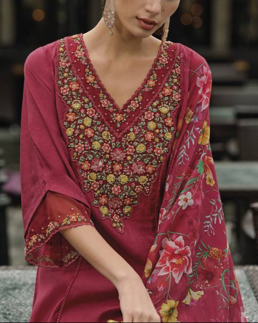 Women Silk Blend Kurta Pant Dupatta Set-KYAMSTORE