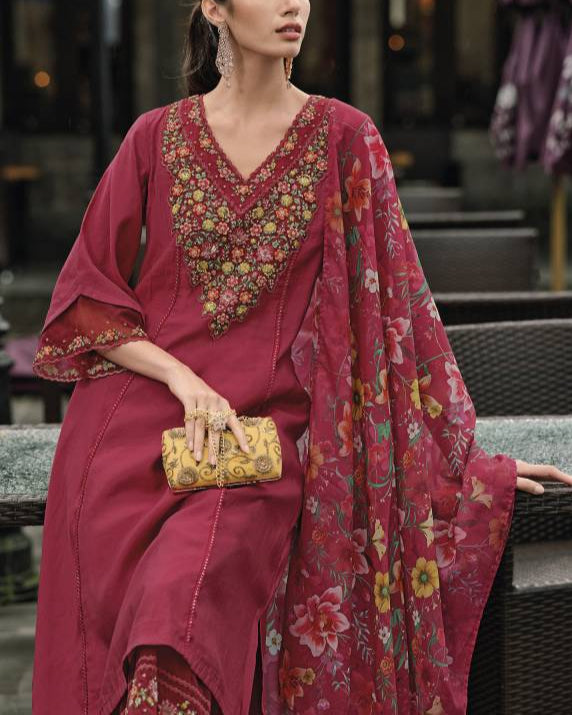 Women Silk Blend Kurta Pant Dupatta Set-KYAMSTORE